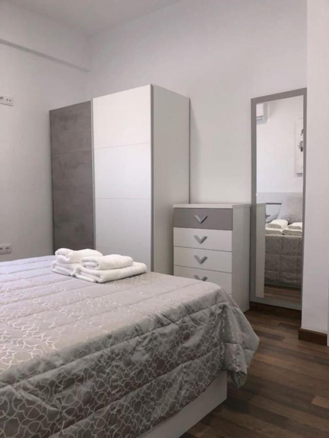 RG apartamentos Almería Exterior foto